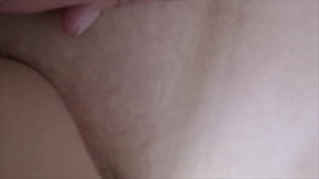 58歳の友人が自慰行為をして私が撮影している