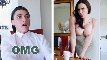BANGBROS-フアンエルカバロロコは彼のガールフレンドの巨乳の継母シャネルプレストンをファック