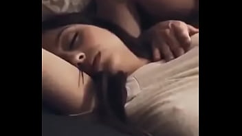 このビデオを見つける未知の美しさ良いおっぱい