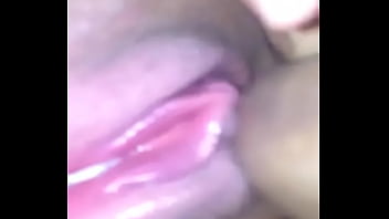 要塞から熱い新しい女の子を食べて、中を楽しんでください