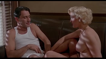 「ディキシー・レイ：ハリウッド・スター」（1983年）のジョン・レスリーとヒラリー・サマーズ