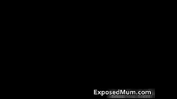 Извращенная мама наслаждается этническим членом