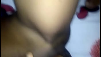 この素晴らしい体が私の愛をどのように覚えているか、そして決して私を忘れないでください