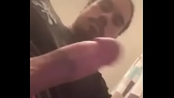 私のナッツを取り出してください