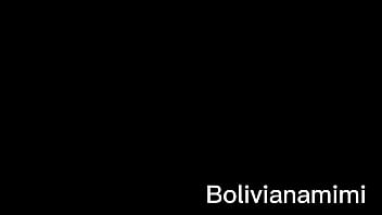 ボートに乗っている船乗りがどのようにスルバに参加して私を食べさせるかを見てくださいbolivianamimi.tvで見る