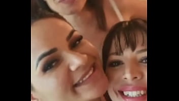 パメラ・パンテラがマルセラ・ホワイトとルナ・オリベイラとファンクを踊る...ポルノ女優と豪華なエスコート