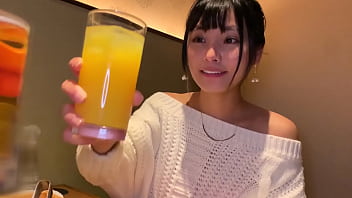 https://bit.ly/3sbCW4g 和一个小乳房的美女调情奇闻趣事。 用性感的舌头口交。 中年男子和性别。 在阴道中出。 喷出和喘气的声音不会停止。