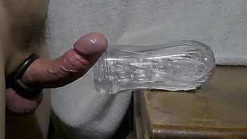 強い巨根突き刺し
