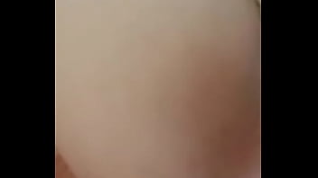 私の女性を見せびらかして、彼女と一緒に立ち去ってください