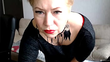 自分の痴女妻AimeeParadiseとのプライベートチャット！私は長い間、普通のクライアントのように私のいたずらな雌犬とセックスしたいと思っていました。英語字幕。