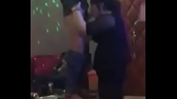 息子と成熟した母親のktvセックス