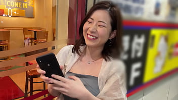 https://bit.ly/3qOJKFl 奇闻趣事与皮肤干净、体质敏感的美女发生性关系。 她用嘴口交，这是她的性感区。 每次戳的屁股都晃动，太色情了。 日本业余自制色情片。小穴/逼 乳交 性交/做爱 偷拍 穴 正常位 骑乘位 后入 口交 婊子 清纯系 鸡巴 人妻 NTR，牛头人 手穴 高潮喷水 风俗 爱情旅馆 花心 偷窥 颜射 内射 射精