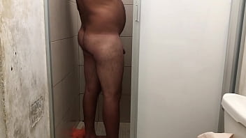 妻は恋人と一緒に行ったことに気づかなかったと思った