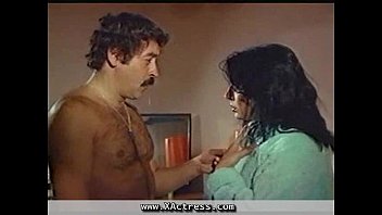 ゼリンエゲリラー古チュルク語セックスエロ映画セックスシーン毛深い
