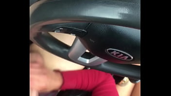 車の中で酔っ払っていたので、元カレだったので育てました