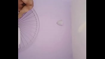 満足を求めて主婦が去る