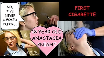 18歳のアナスタシアナイトは、数学の先生と一緒に初めてタバコを吸います。「いいえ、私はこれまで喫煙したことがありません。」彼女の処女の肺が煙を吸い込むときの咳