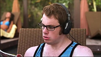 ハーフオフ割引クーポンコードREVで最高の弾丸指バイブレーターフィンゴナビーを購入する