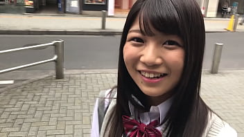 都内某有名校に通う制服女子セフレとハメ撮り 黒髪ロングの清楚系美女。カメラを回しながらのセックスでいつもより興奮。性に貪欲で積極的にご奉仕ししちゃいますｗ　https://bit.ly/33GR5y1