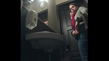 MOV100.カフェトイレでの女の子の冒険の続き