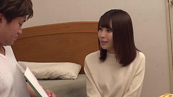 https://bit.ly/35CzcBB「お願い！お姉ちゃんで試させて！」 貞弟の四十八手で戸惑いながらも初めての快感にイキ狂う姉に近親中出し　弟の四十八手が姉を発情させる！初快楽に腰振り昇天！！【パート2】