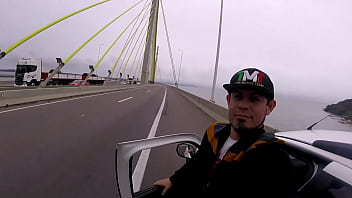 彼は肛門を記録するために南へのその旅行を残しました