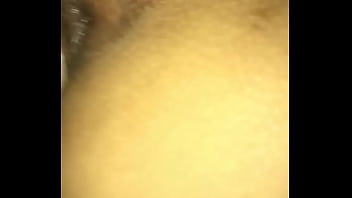 息子は彼の完璧なお母さんとセックスします