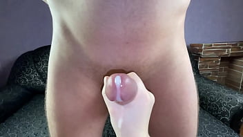 エッジングと女性のハメ撮り手コキ