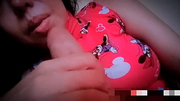男は私にそのディックを吸わせてください