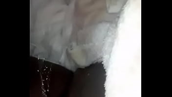 мастурбирует для бойфренда
