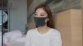 人气卡巴小姐 GET！ ！！ F罩杯解散博因风格出众！ ！！中出“个人拍摄”个人拍摄原创第190人对有心爱的男朋友的当地流行歌舞女郎女孩