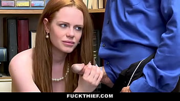 FuckThief.com-セクシーな赤毛のティーン万引き犯はLP役員から彼女の生涯のレッスンを取得します