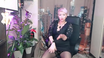 本物のロシアの夫婦によるホット成熟した拡散編集...