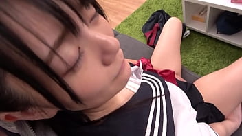 与清纯感出众的漂亮水手服女发生性关系。 用恶魔般的小表情轻轻舔了舔叔叔的脏鸡巴。 小穴/逼 乳交 性交/做爱 偷拍 穴 正常位 骑乘位 后入 口交 婊子 清纯系 鸡巴 人妻 NTR，牛头人 手穴 高潮喷水 风俗 爱情旅馆 花心 偷窥 颜射 内射 射精