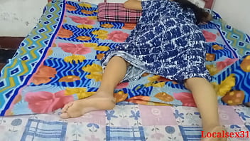 自宅でこっそりと地元のDevarBhabiセックス（Localsex31による公式ビデオ）