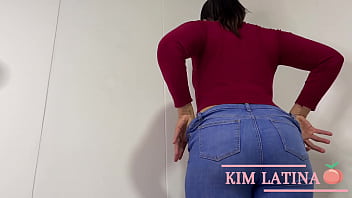 我的老板的美味屁股告诉我：“我们不会做任何事情，我只会把你吸走就可以了”最后他让我在5分钟内到达哈哈