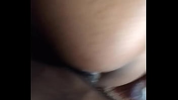 私がどのように私の親友の夫を私と一緒に持っていることとPuseyセックスに誘い込んだかを見てください