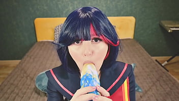年轻的 Ryuko Matoi 被裸体教师在所有孔中性交，直到肛门饼 - POV Cosplay Anime Spooky Boogie