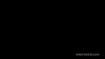 Angel Dark и Diana Gold, волшебный секс в ресторане