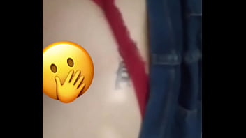 カルモナ公式に尻あげた、赤に絵文字なしの動画笑