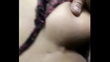 真新しい19歳は、ペペカの熱い飲み物がとてもたくさんのテザオから出ていました。それは、TUがゆっくりとゆっくりとキャンディーを入れていたときでした。花嫁は狂気でした。