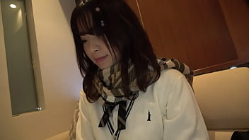 [業餘色情] 在半夜與美麗安靜的年輕女子 Sora 進行中出性交！ 我覺得很內疚...