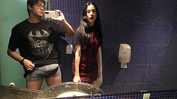 コーンミールケーキのレシピ！それが何か他のものである場合、私はそれを間違って投稿しました。 (レナン・ルナ & ガビー・ルナ) SexOOO ANAAAAAL CARAEE!!!赤で完了