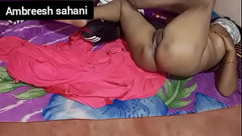 नोकरानी को सुला के चोदा