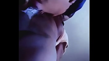 この xvideos ファンは 30 秒も持たず、口の中で何度もイキました。誰が長く続くことができますか?