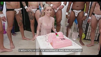 誕生日パーティーウェット、7on1、エミリーベル、ATM、ボールディープ、DAP、乱暴なセックス、ビッグゲイプ、おしっこドリンク、顔射、飲み込む GIO2256