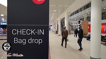 私たちは空港で犯されました!! - ドイツの報道によると
