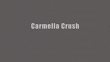 Carmella Crush主演のManoJob無料のフルビンテージ高解像度ポルノ映画！
