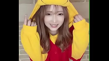 不要躲藏，换衣服。这是熊服装。