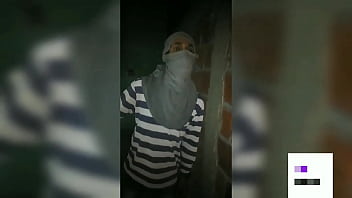 電話で話していると継父が入ってきて、濃厚なセックスをしてしまった